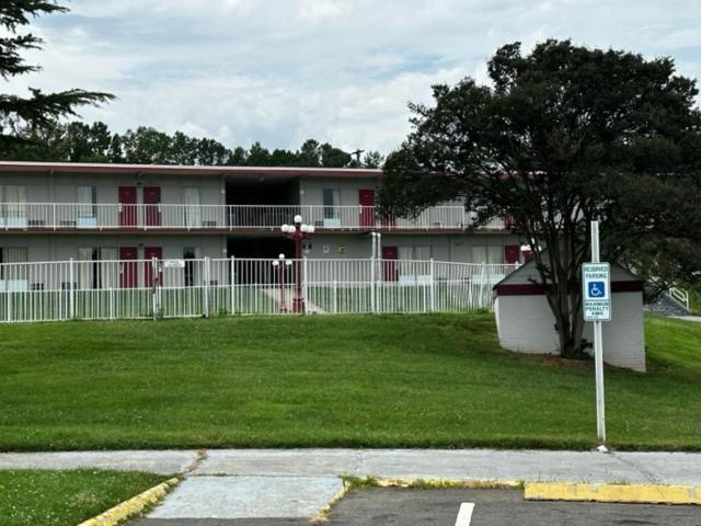 Loyalty Inn Charlotte Airport Exterior foto